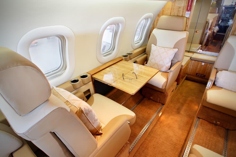 Learjet 55C N559RA