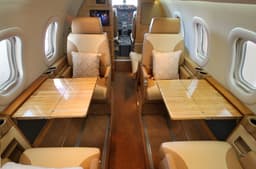 Learjet 55C N559RA