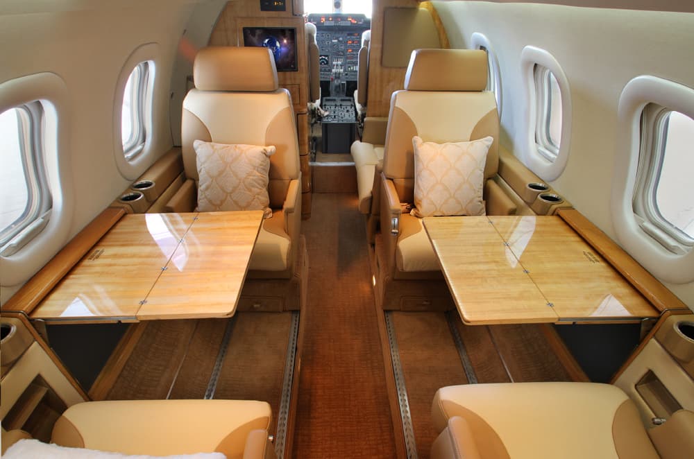 Learjet 55C N559RA