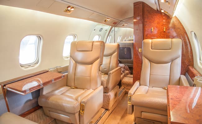 Learjet 55 N55NY