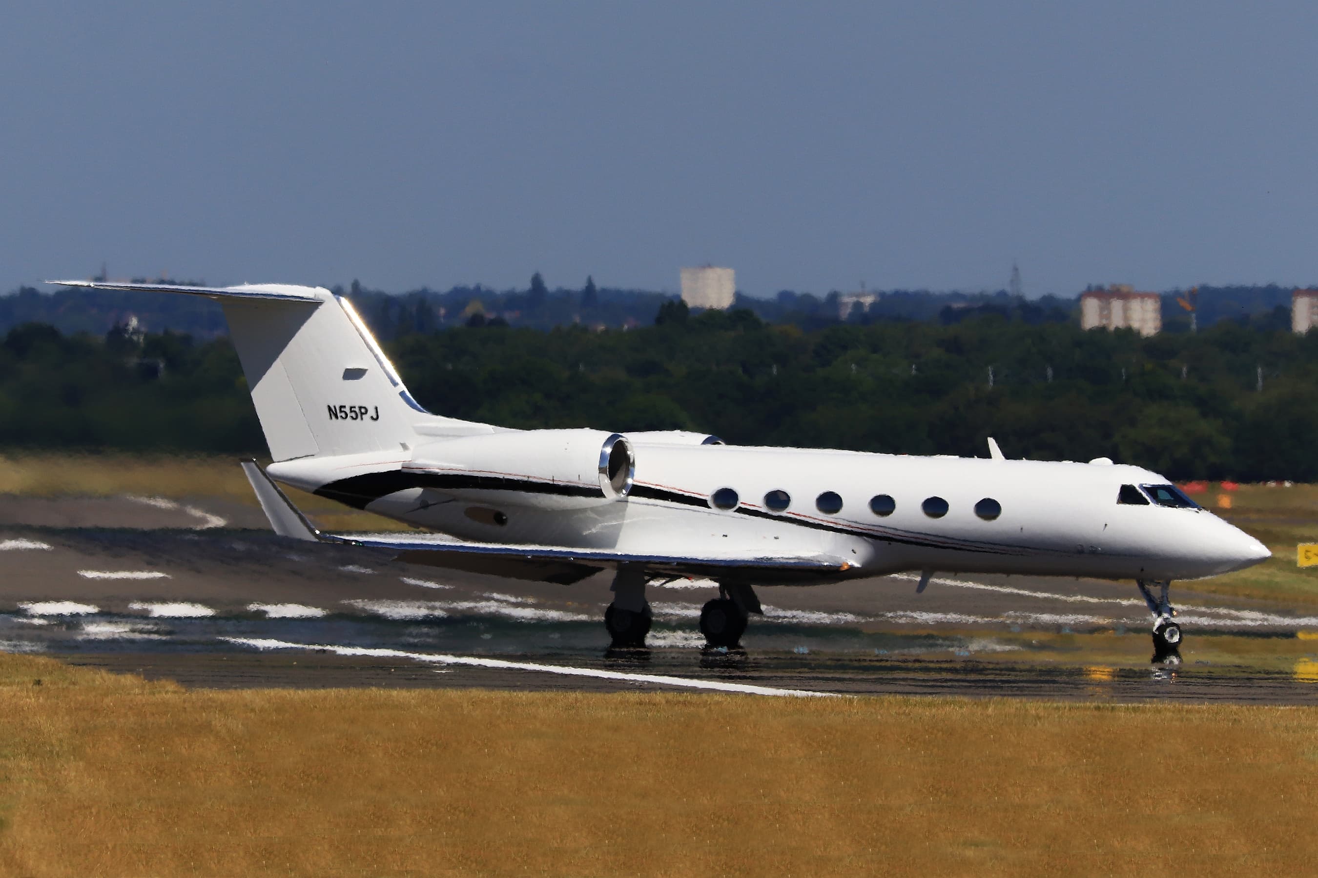 Gulfstream IV N55PJ