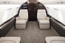 Challenger 650 N562RT