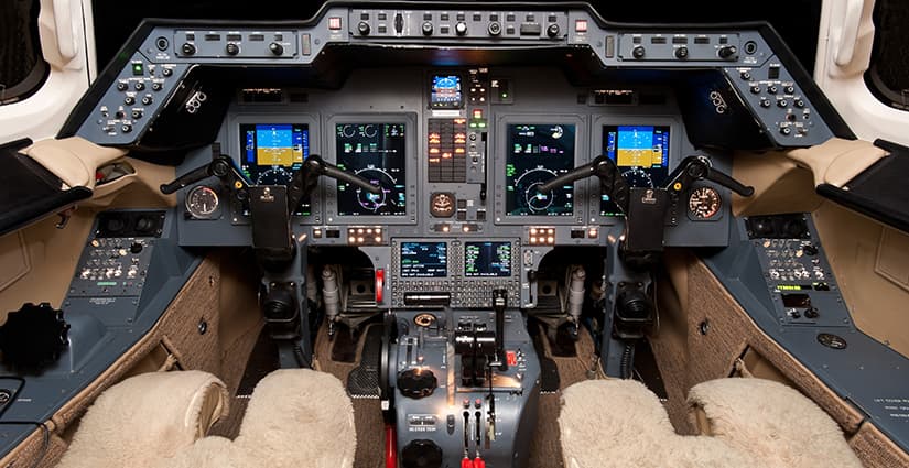 Hawker 800XP N565SK