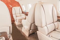 Learjet 60 N570RR
