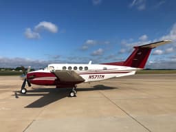 Beechcraft King Air B200 N571TM