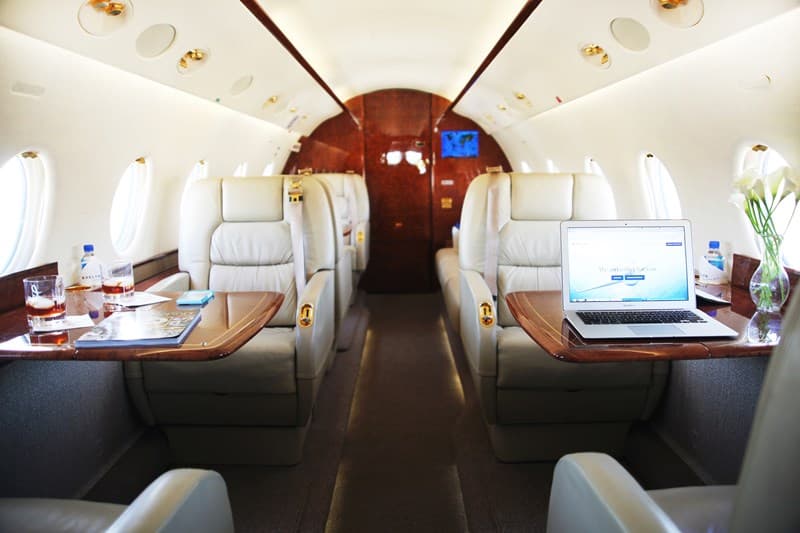 Gulfstream G200 N573PT