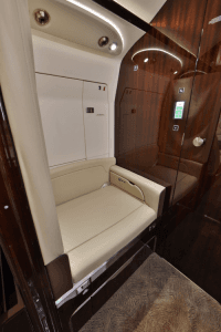 Challenger 350 N575MW