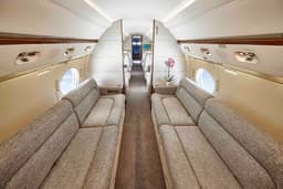 Gulfstream V N585D