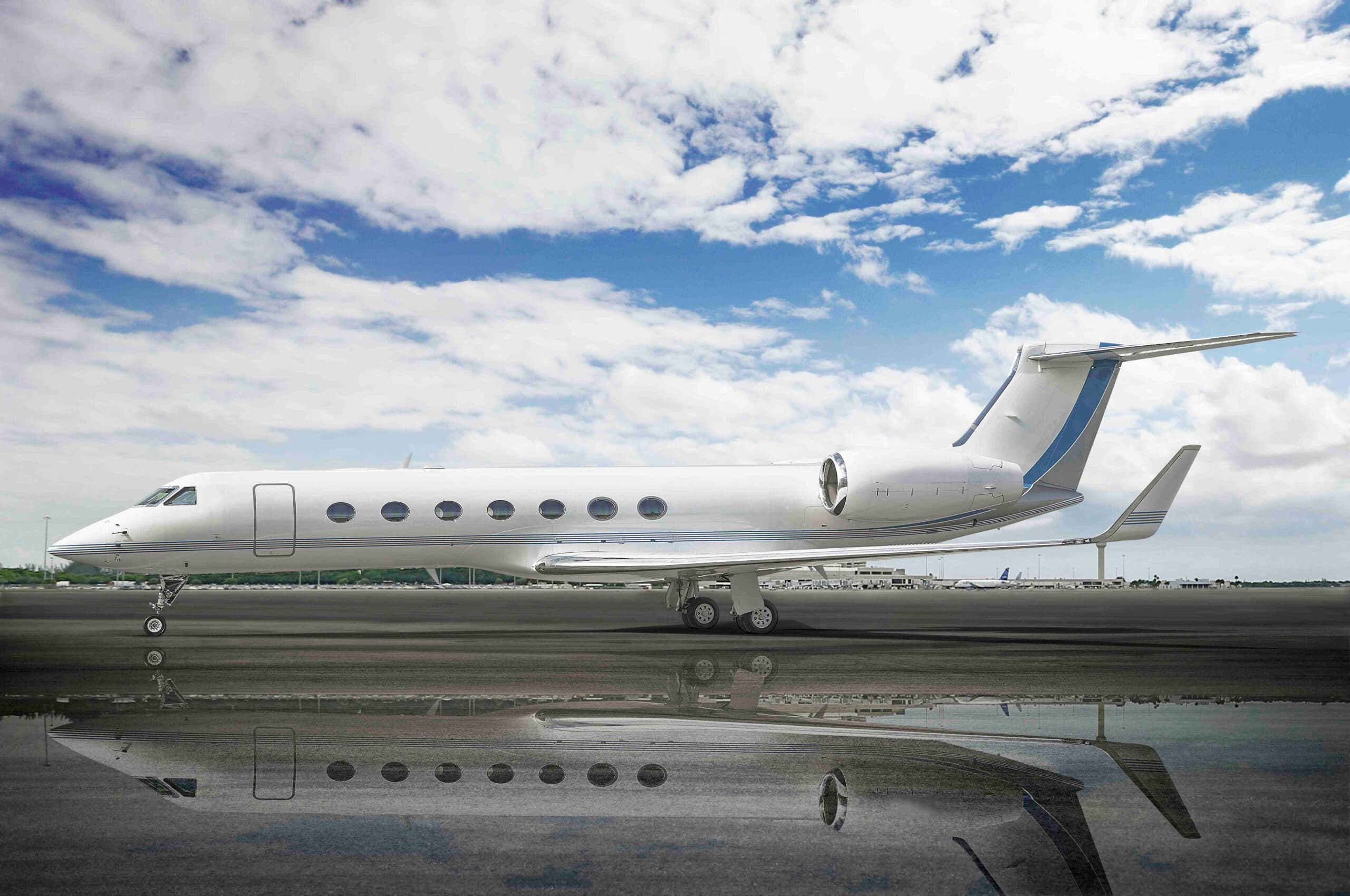 Gulfstream G550 N588TN