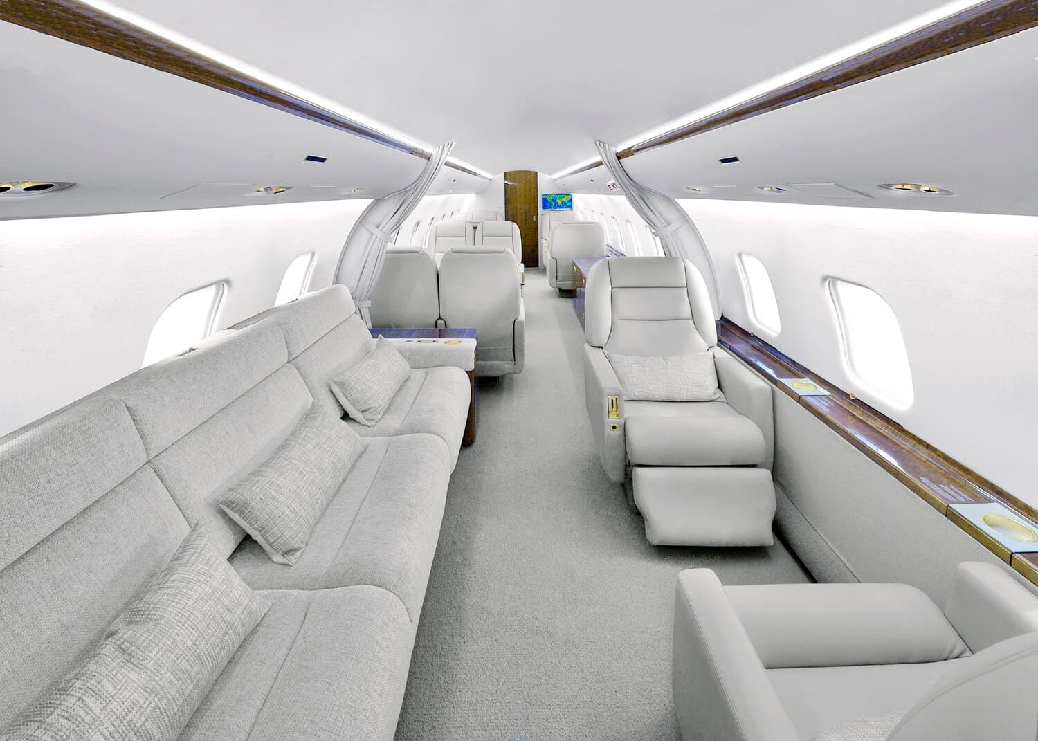 Global Express N595E