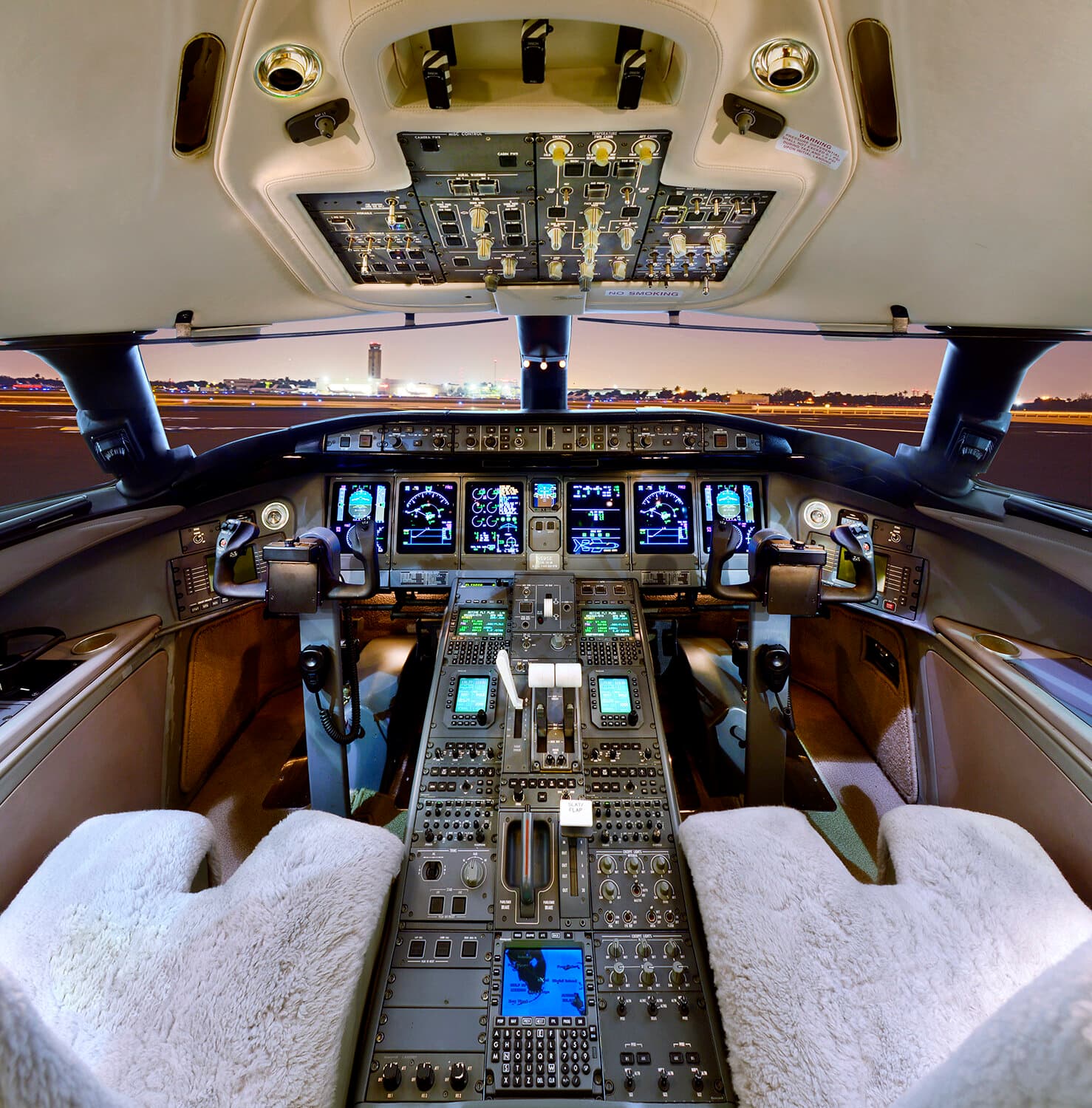 Global Express N595E