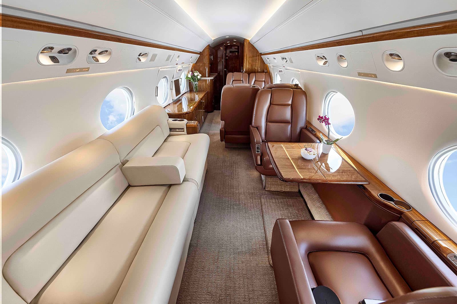 Gulfstream V N599TR
