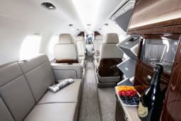 Embraer Phenom 300 N5A