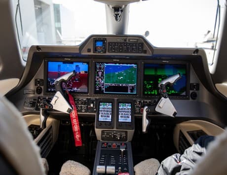 Embraer Phenom 300 N600GF