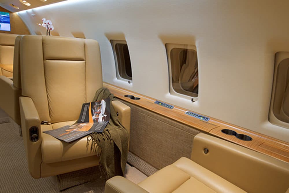 Challenger 604 N603L