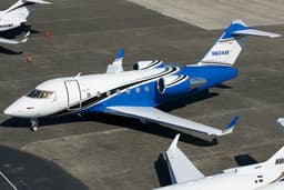 Challenger 604 N604AV