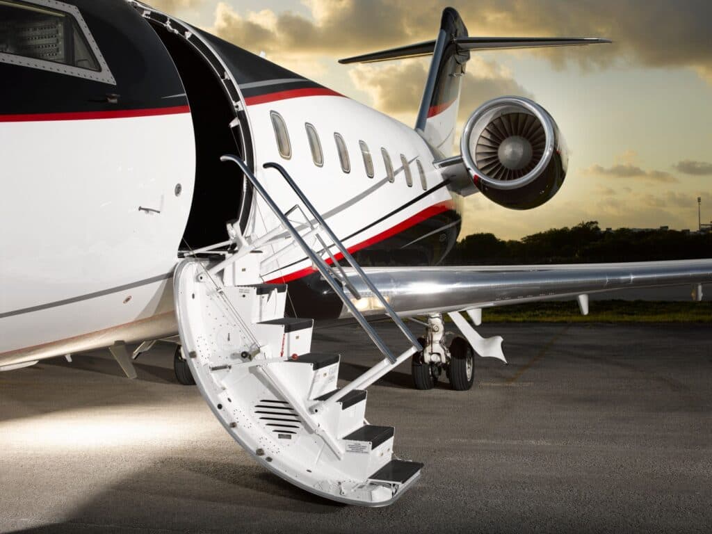 Challenger 604 N604BC