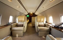 Challenger 604 N604FS