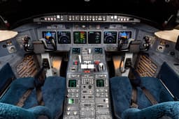 Challenger 604 N604PW
