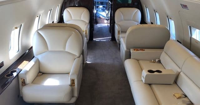 Challenger 604 N604SG