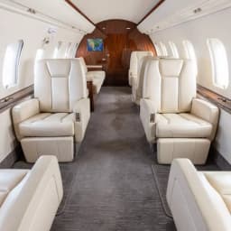 Challenger 605 N605CE