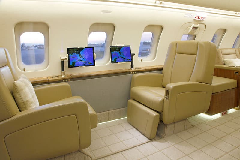 Challenger 605 N605JP