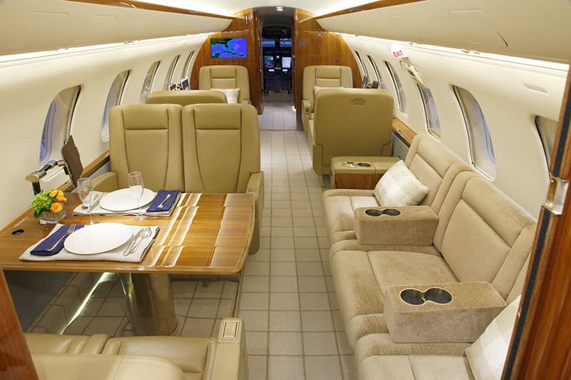 Challenger 605 N605JP