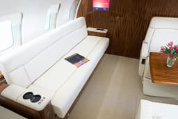 Challenger 605 N605MM
