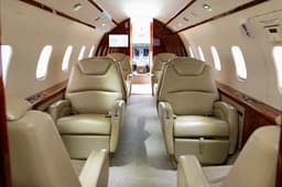 Challenger 300 N606RP