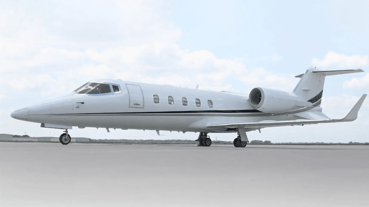 Learjet 60 N60GF