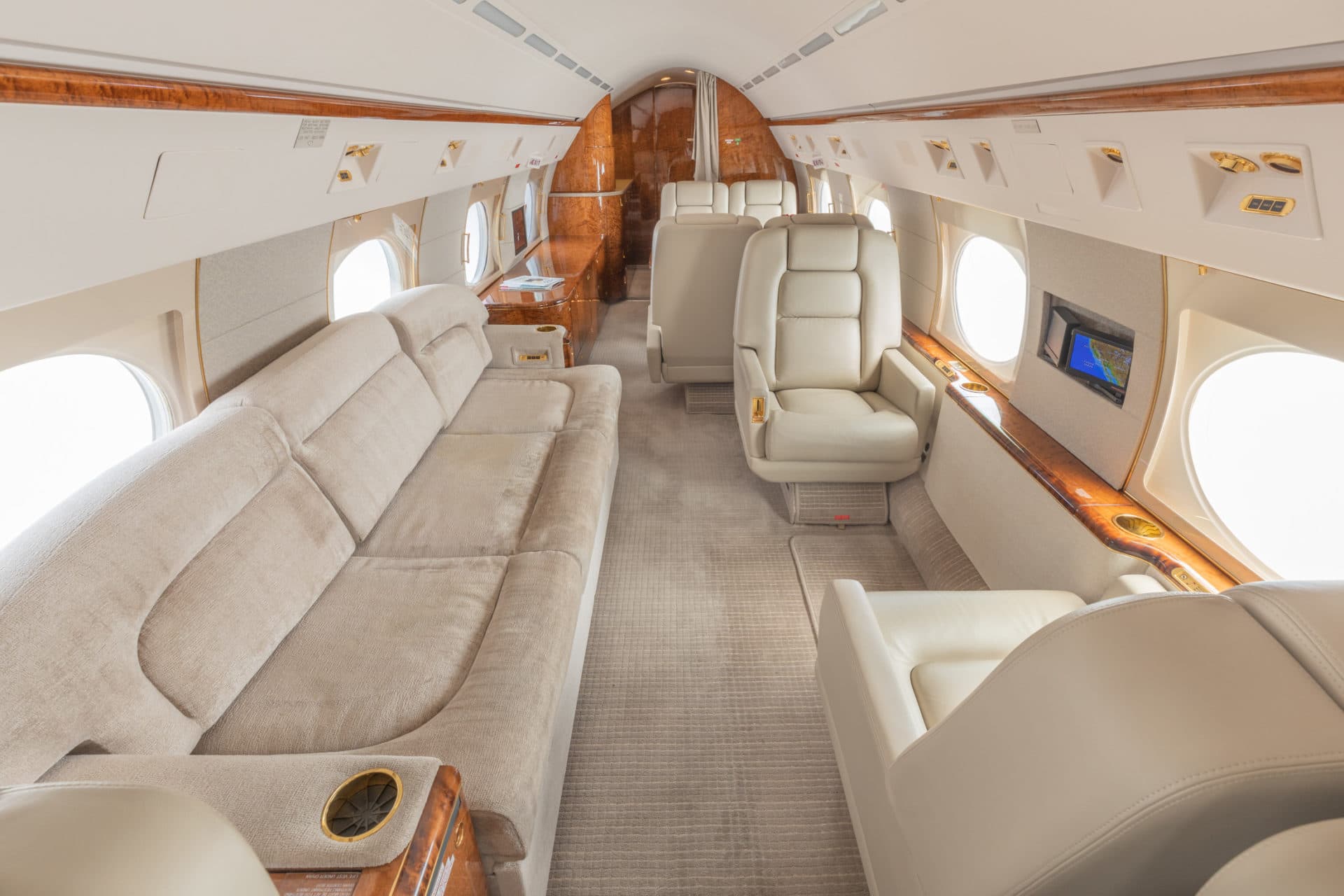 Gulfstream IV N60GG