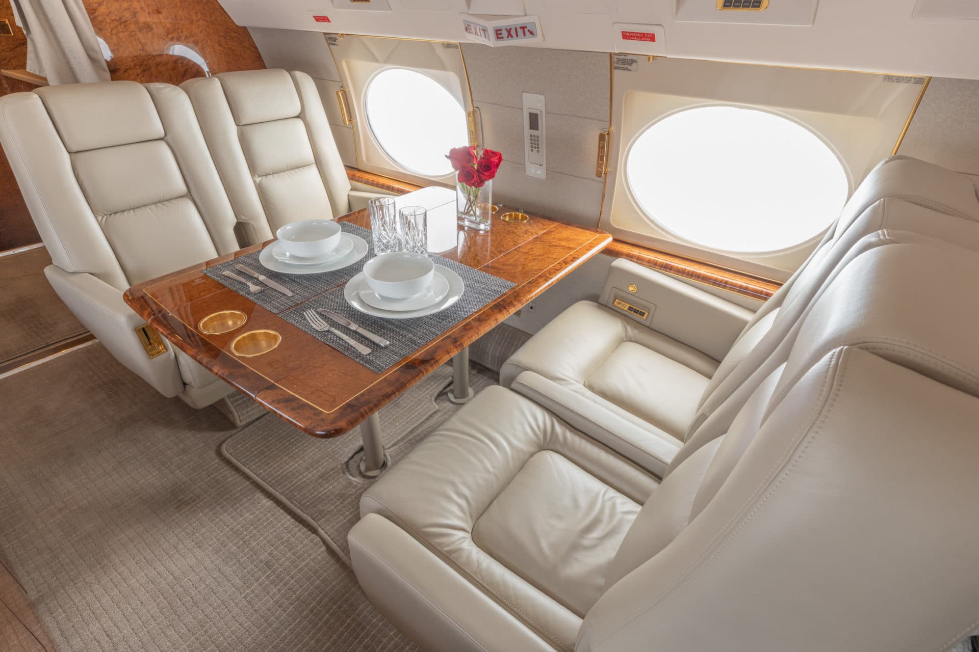Gulfstream IV N60GG