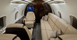 Challenger 350 N611AV