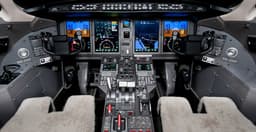 Challenger 350 N611AV