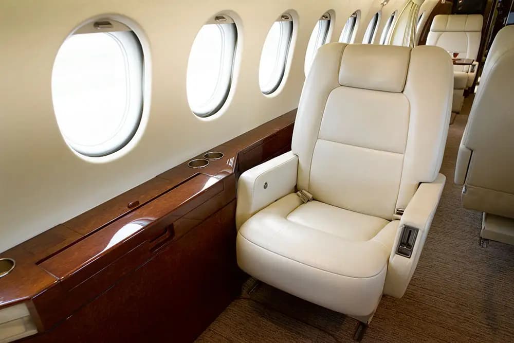 Falcon 900EX N613BH