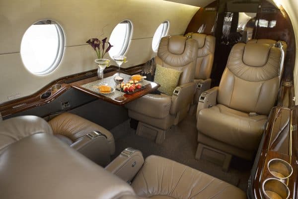 Hawker 400XP N615KZ