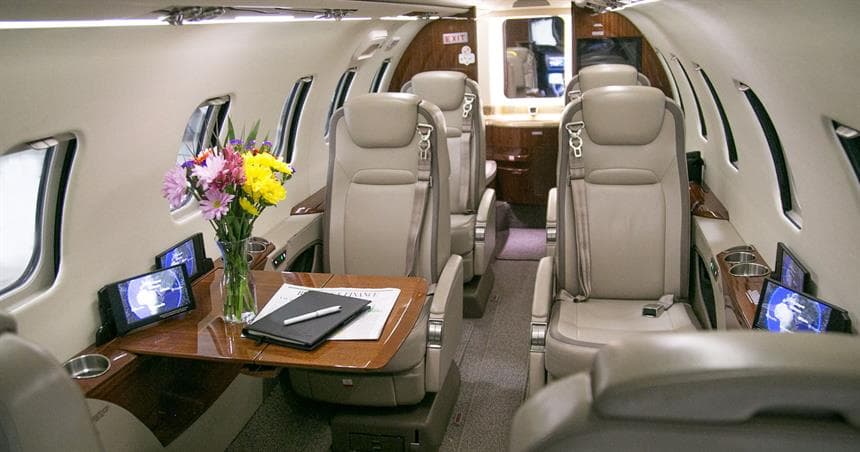 Learjet 70 N616KK