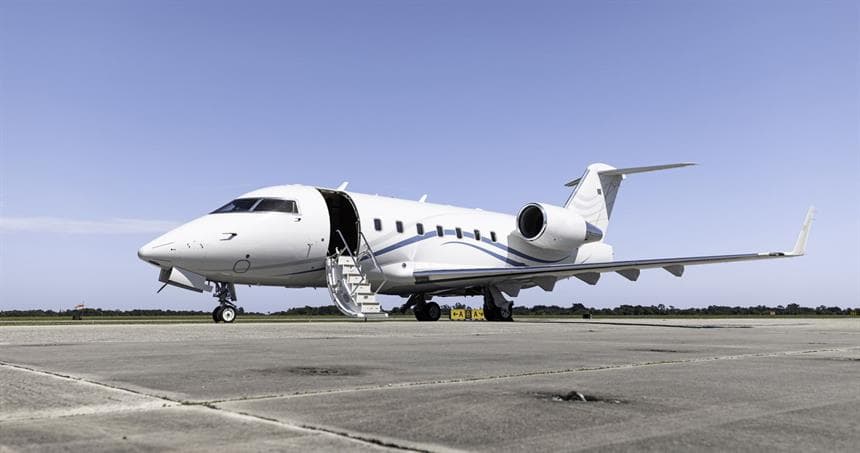 Challenger 604 N618CR