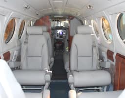 Beechcraft King Air B200 N61AP