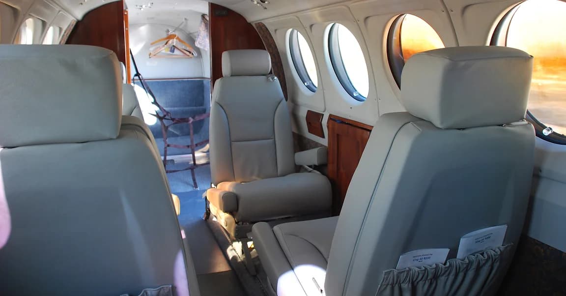 Beechcraft King Air B200 N61AP