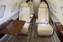 Embraer Phenom 300 N6232