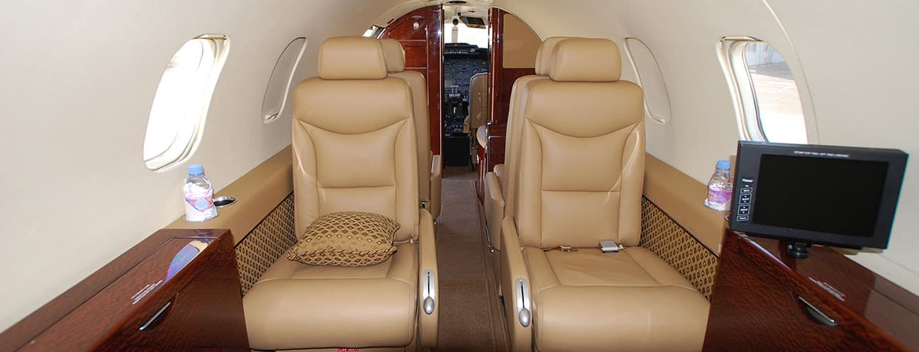 Learjet 35A N623KM