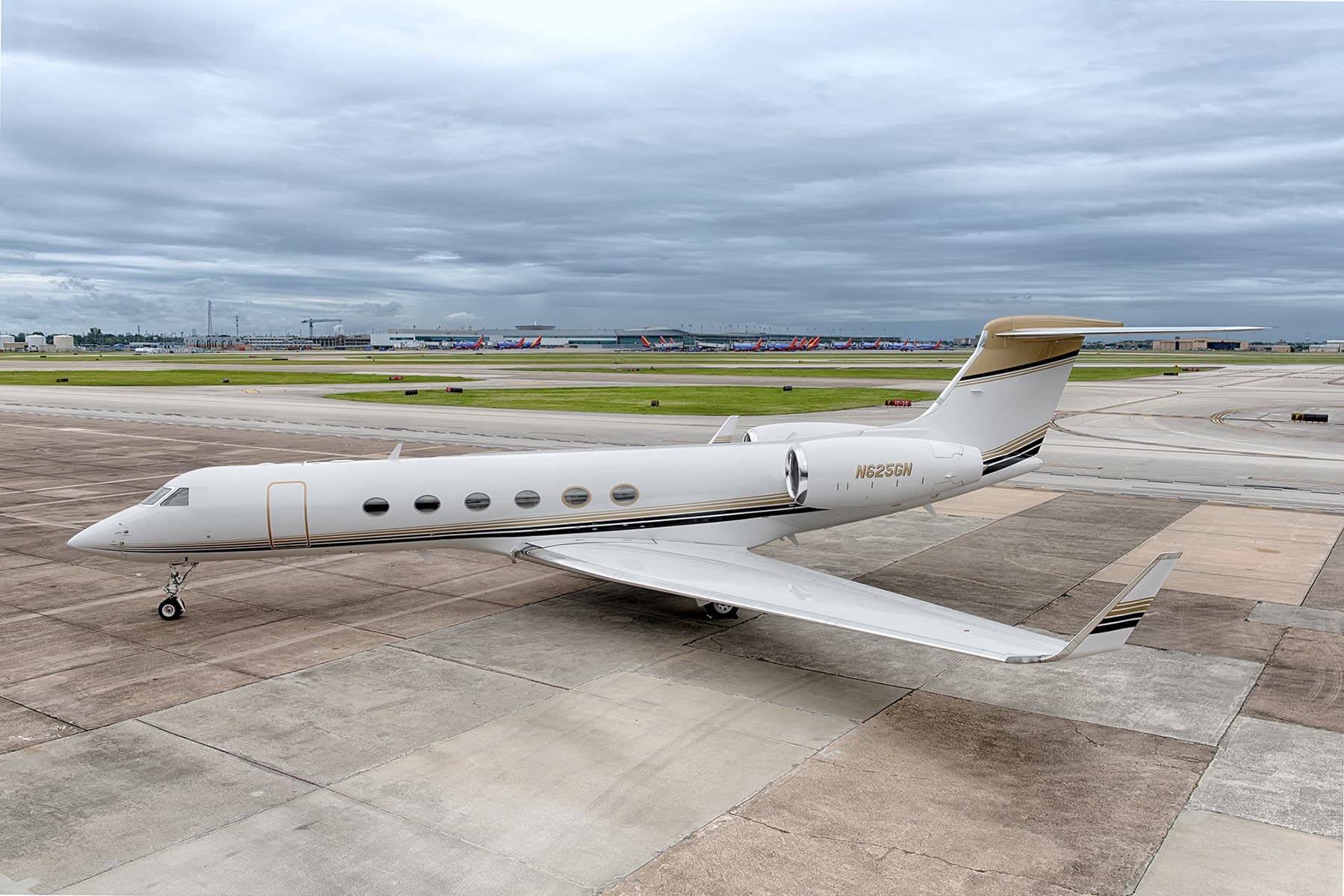Gulfstream V N625GN