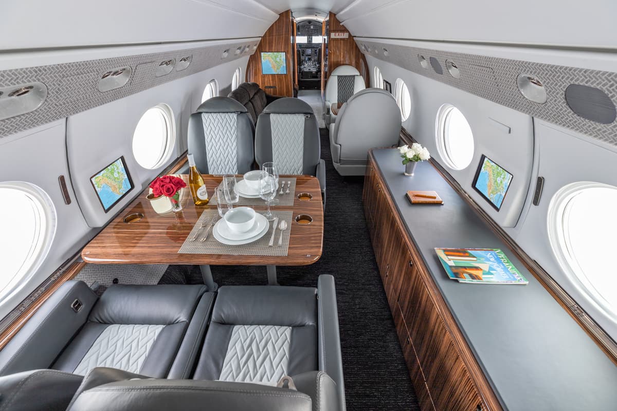 Gulfstream V N62FF