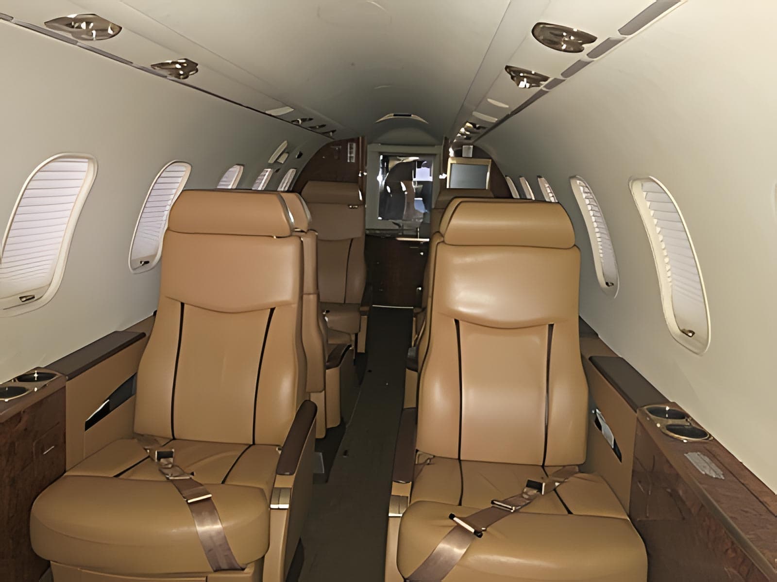 Learjet 45 N63DZ
