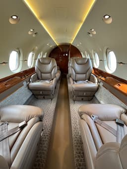 Hawker 800XP N63YM