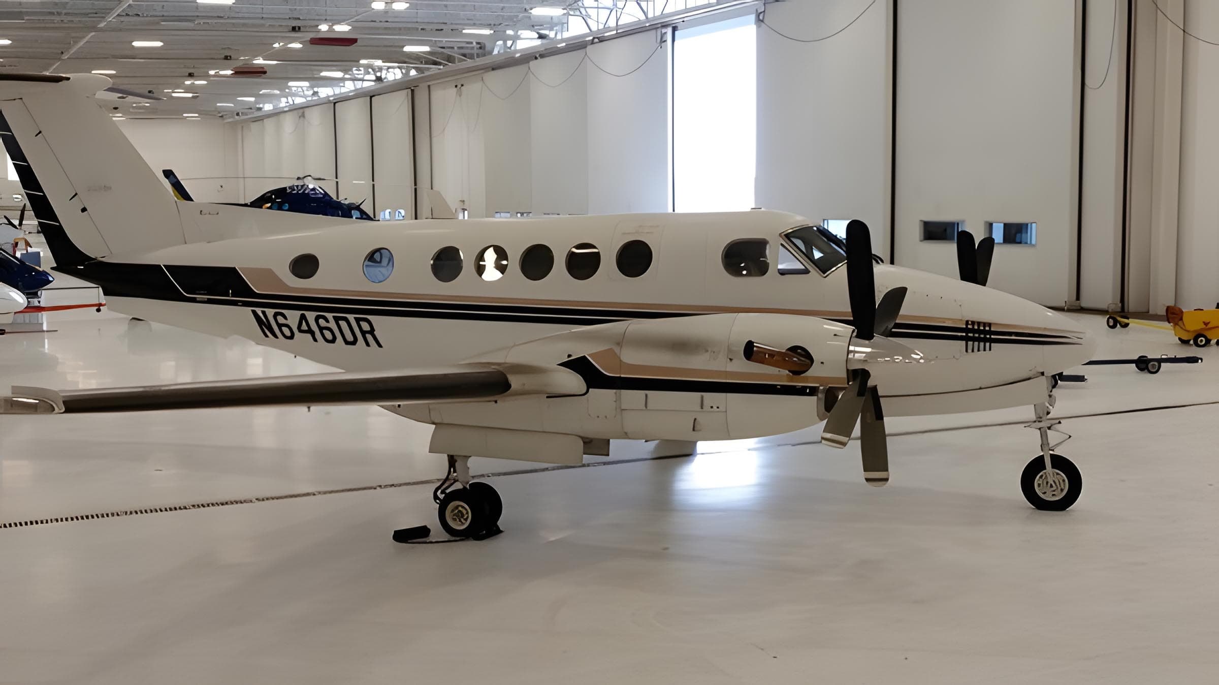 Beechcraft King Air 200 N646DR