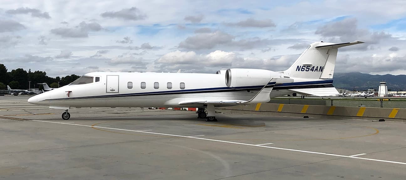 Learjet 60 N654AN
