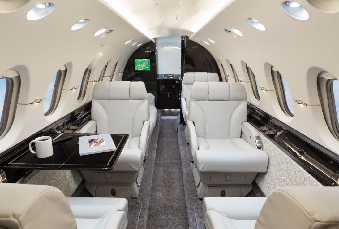 Hawker 800XP N655MD