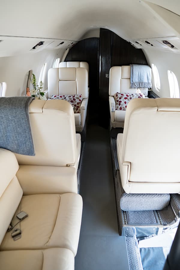 Learjet 55 N655TR